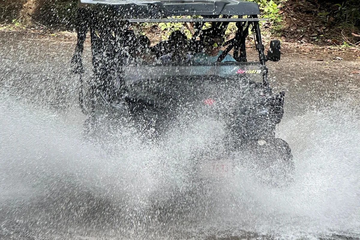 Off-road buggy adventure, Guanacaste