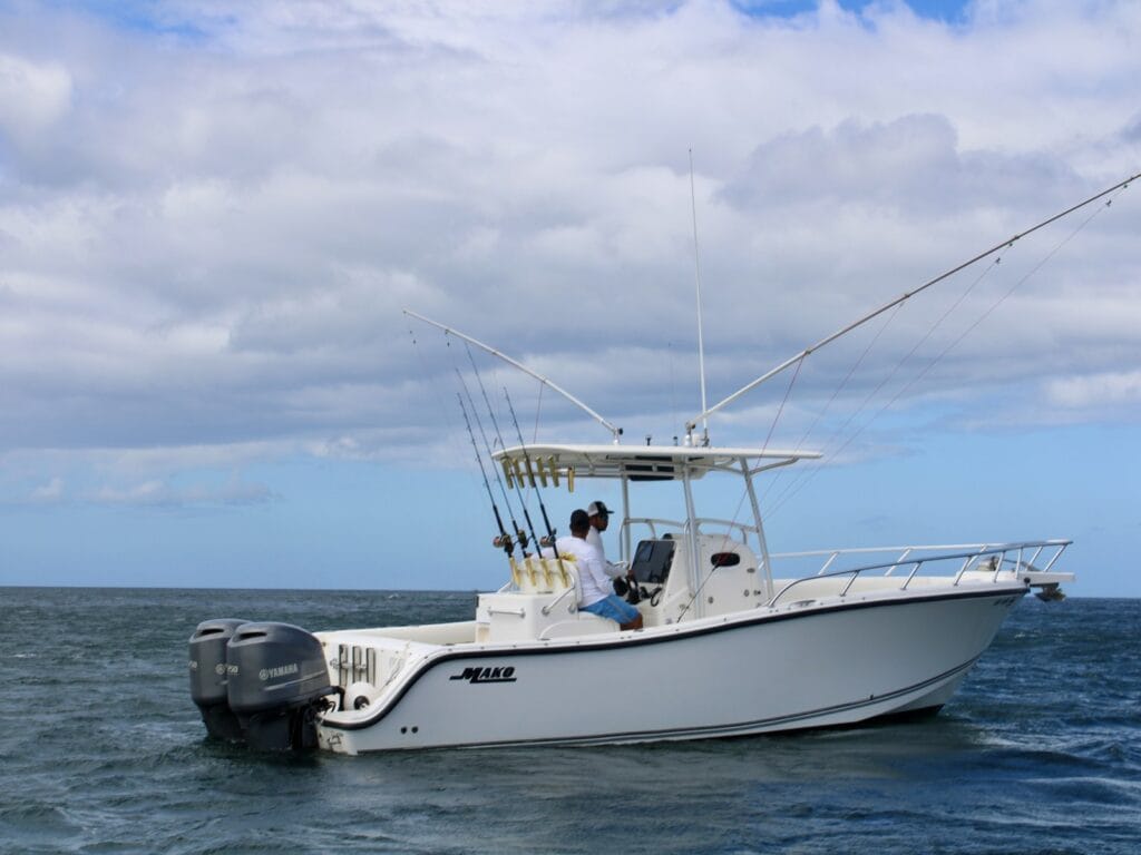Twenty-eight foot private charter boat rigged for fishing in the Gulf of Papagayo, Guanacaste, Costa Rica